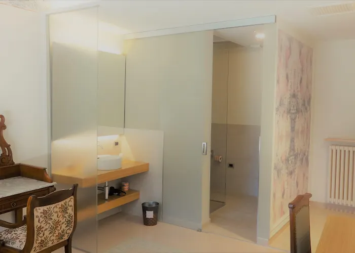 Portica10 Bed & Breakfast 4*