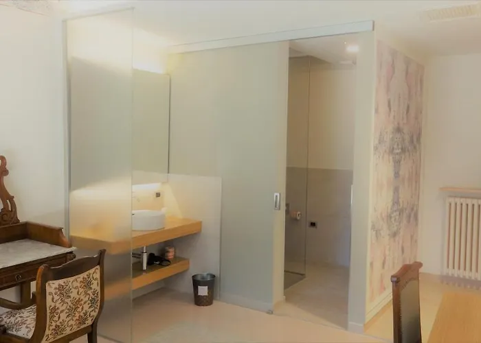 Portica10 Bed & Breakfast 4*